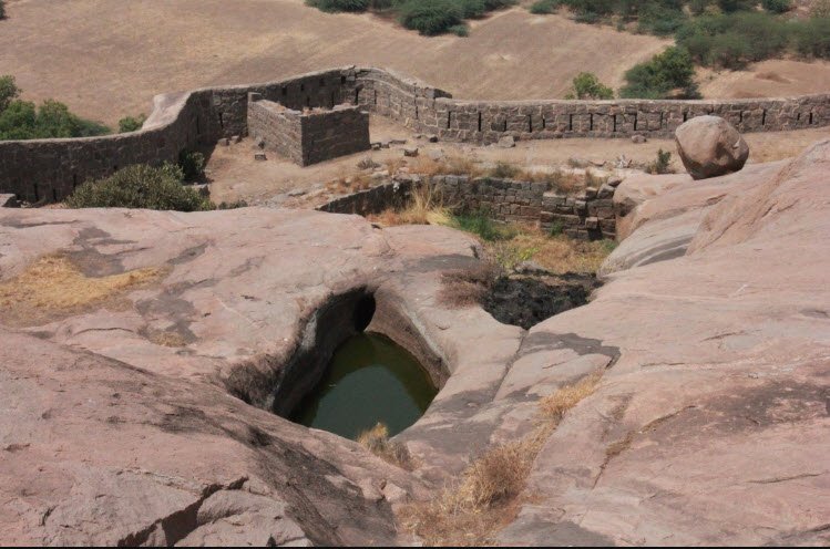 Bahaddur Bandi Fort, Bahaddur Bandi, Karnataka, India